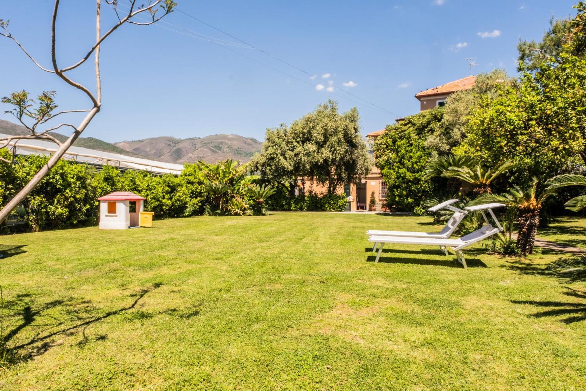 Agriturismo Giorgi Appartamenti In Riviera Ligure Albenga Zewnętrze zdjęcie